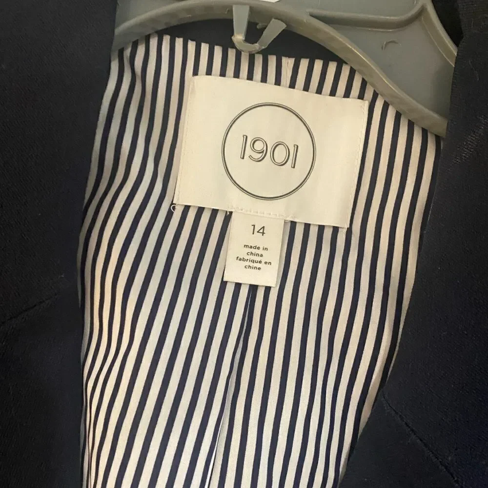 NWOT 1901 Navy Stretch Blazer Sz 14